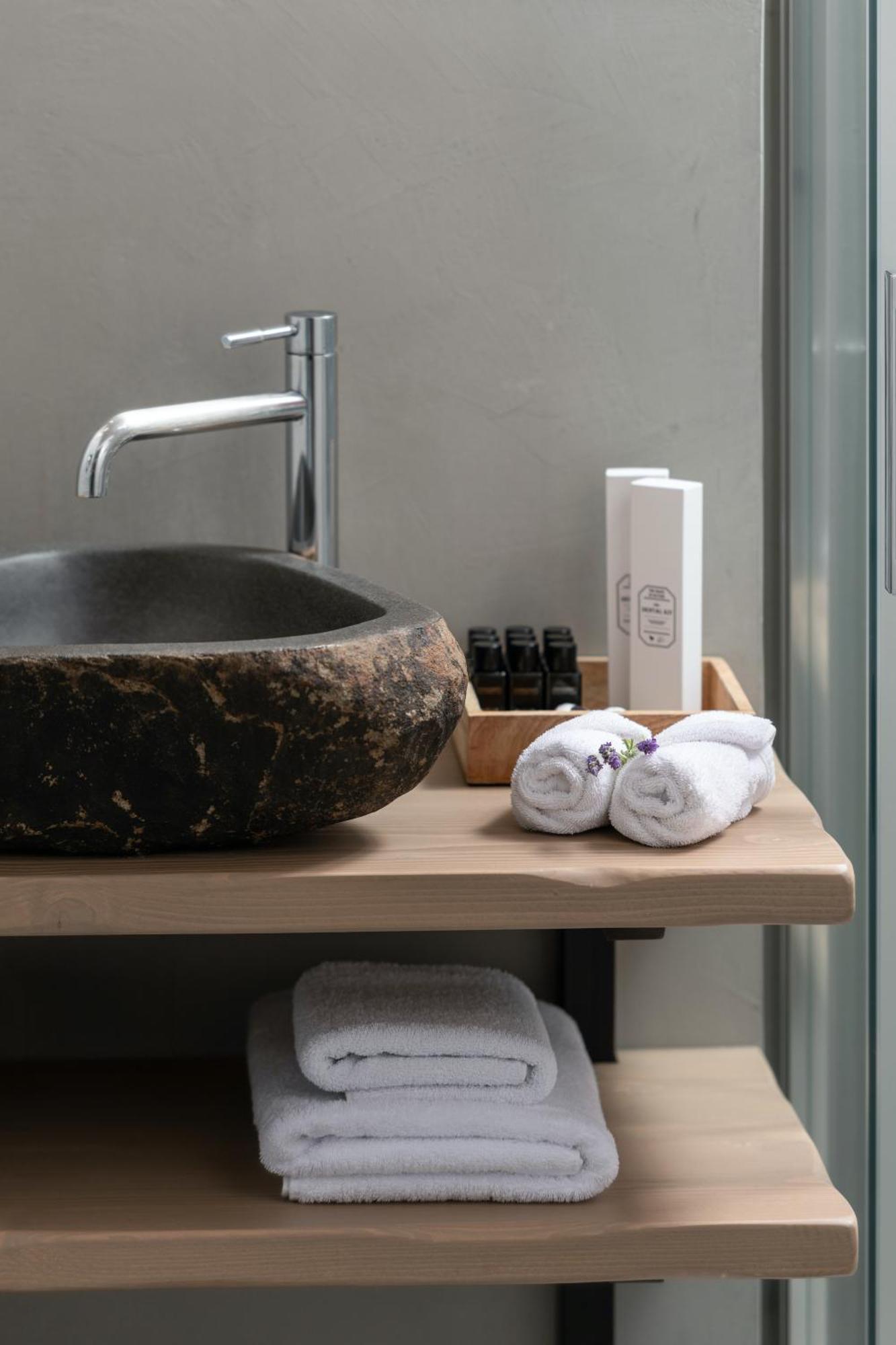 Evora Luxury Suites Mega Chorio Exteriér fotografie